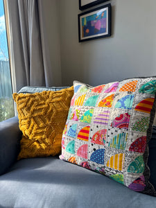 Kit: Tipsy Cushion