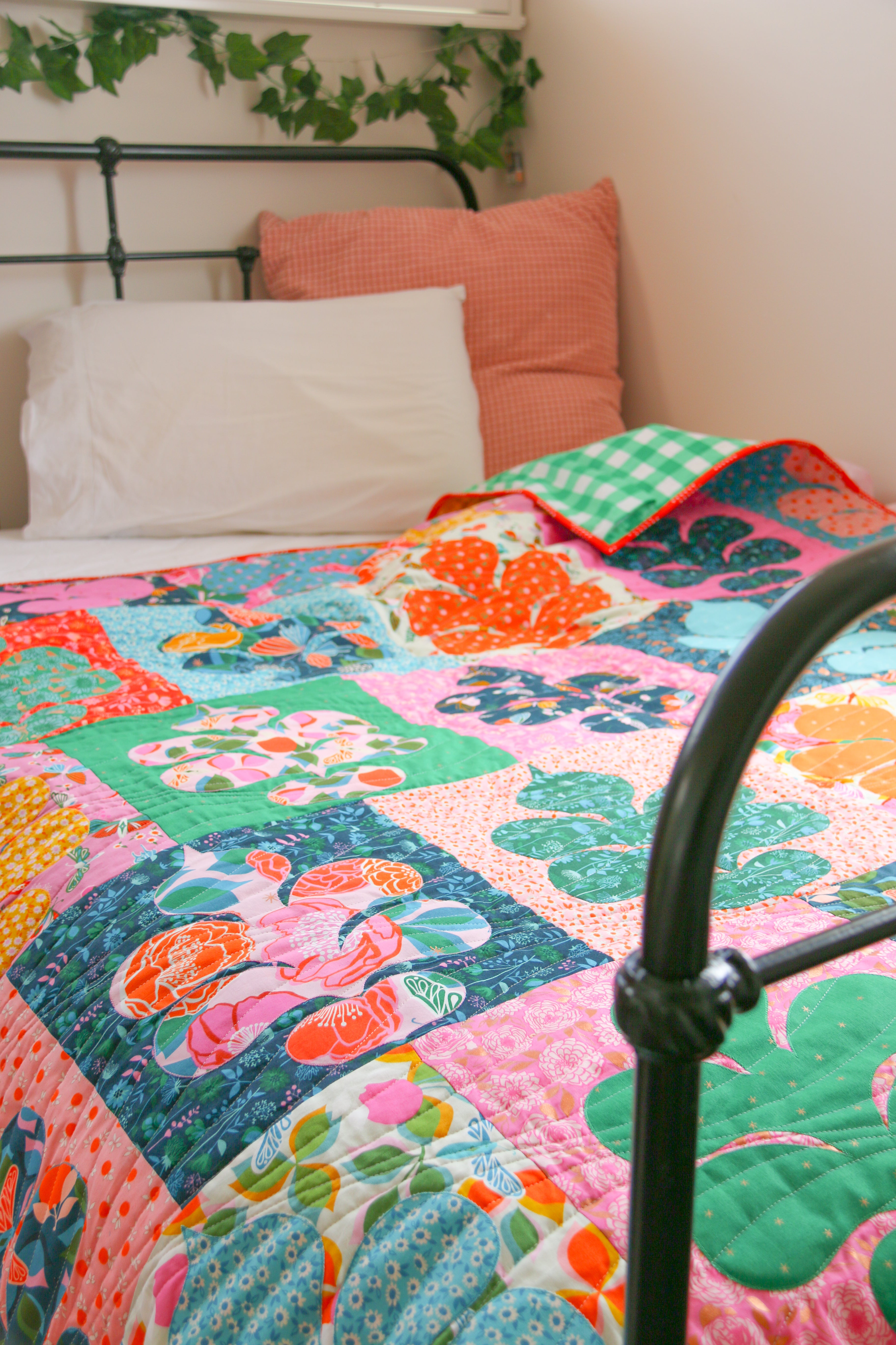 Thora Belle Quilt Pattern - Printed