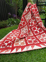 Load image into Gallery viewer, Bear&#39;s Paw Quilt Pattern - PDF
