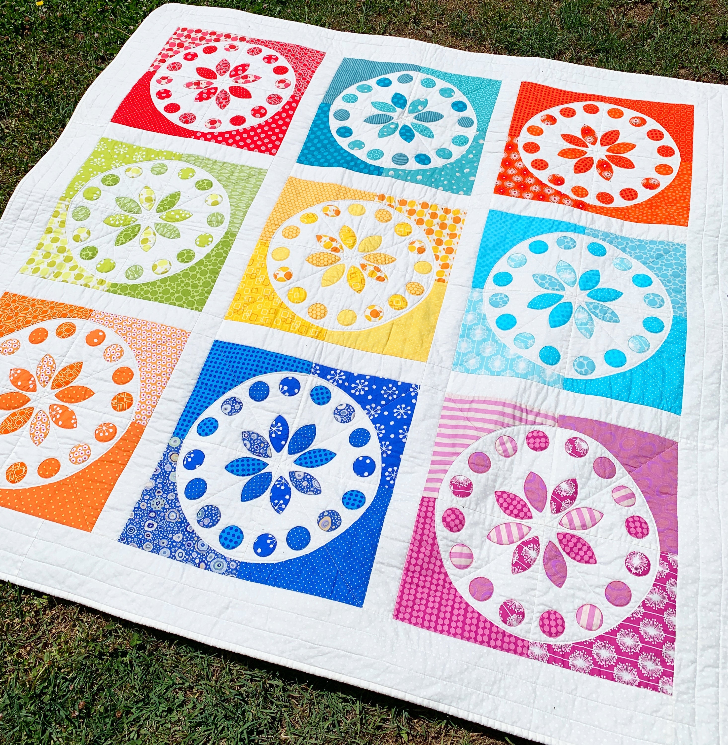 Rainbow Circles Quilt Pattern - PDF